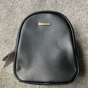 Jennifer Lopez backpack